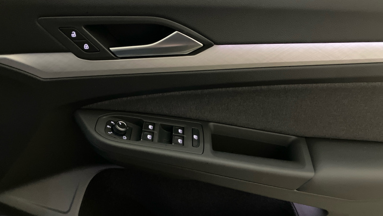 Volkswagen Golf 1.5 TSI Life 5dr Petrol Hatchback